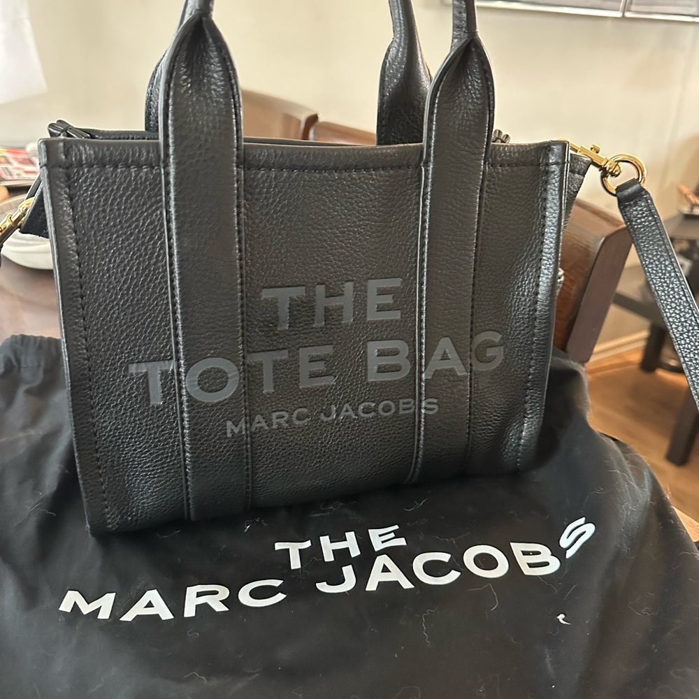 Marc Jacobs Black Leather Tote Bag